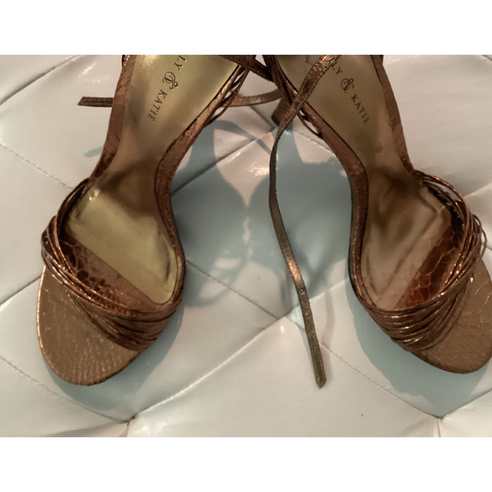 Kelly and Katie heels size 8.5